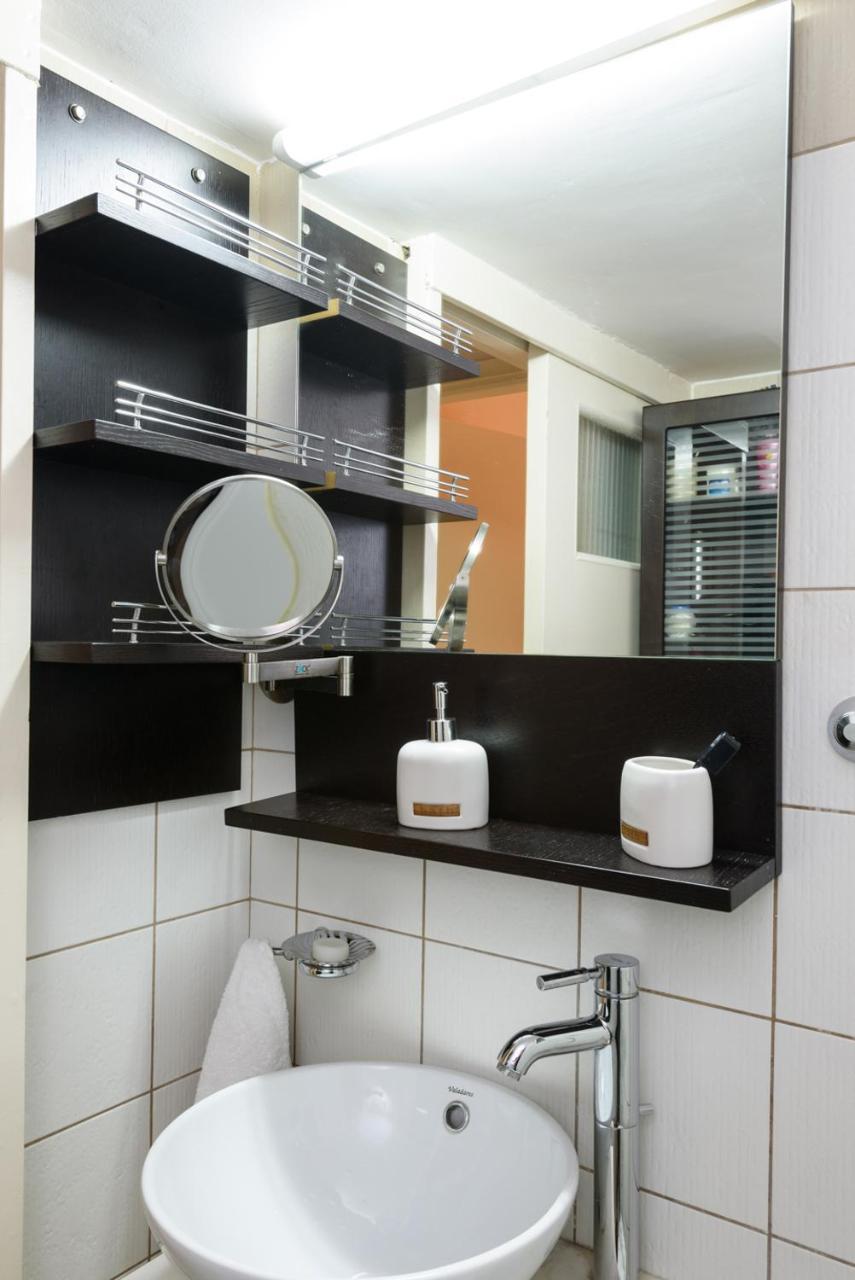 Apartament Sophie'S Penthouse In Ateny Zewnętrze zdjęcie